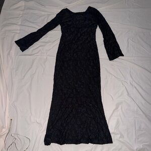 H&M Elegant Black Lace Long-Sleeve Maxi Dress